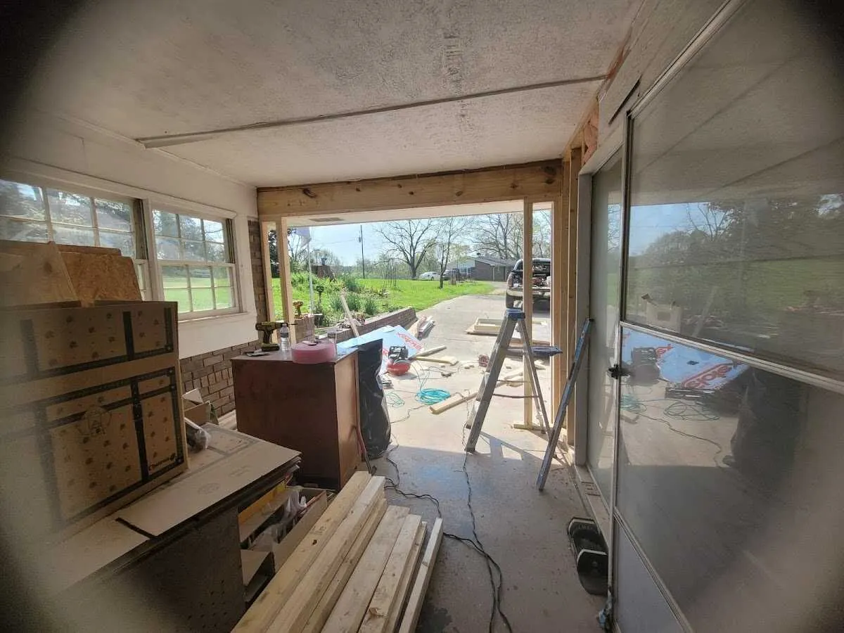 Air movers and dehumidifier for Water Mitigation Services in Hinesville